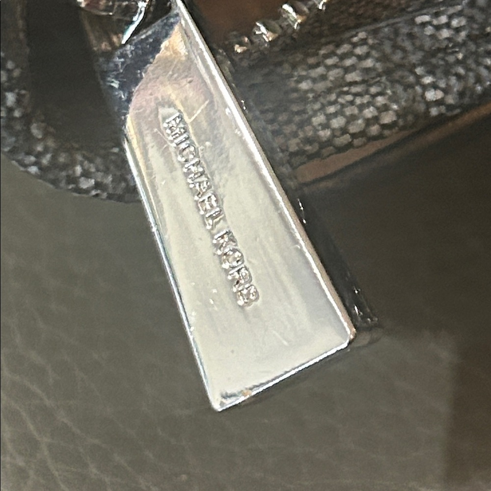 Michael Kors Gray and Black MK Logo Signature Belt Bag NEW - Picture 7 of 8